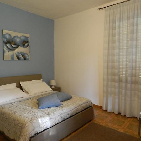 Appartamento S. Valentino Terni Kültér fotó