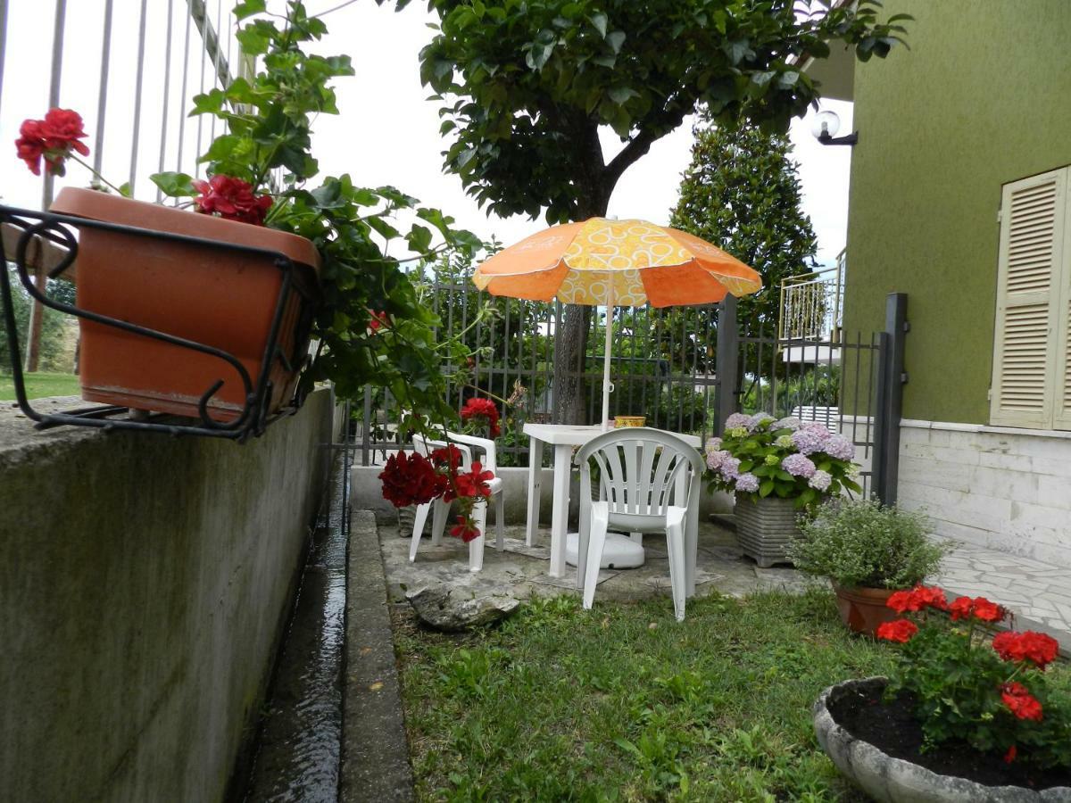 Appartamento S. Valentino Terni Kültér fotó